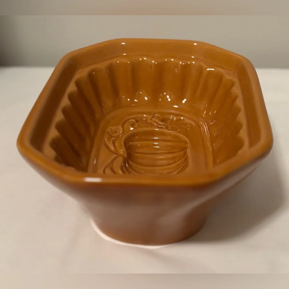 Vintage Crate & Barrel Ceramic Stoneware Pumpkin Bread Baking Dish / Jello Mold